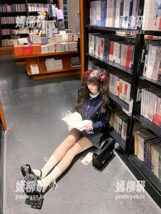 免费报名！17吃瓜网陪你吃瓜，看你花样百出！