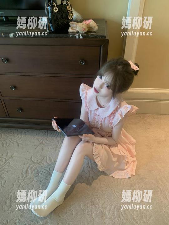 在线追51cg4，恍惚间觉得自己不仅在吃瓜，还在品味人生。