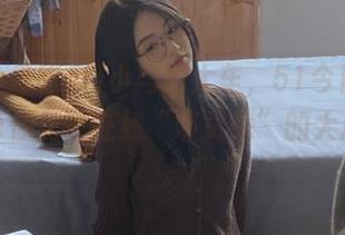 小马拉大车，51今日吃瓜导航带你见证在线“带货秀”的大瓜时刻。