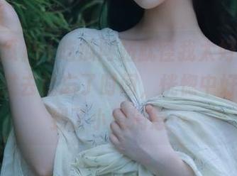 51吃瓜网站就怪我太好奇，动不动点进去就忘了时间，恍惚中好像又听到了小道消息…