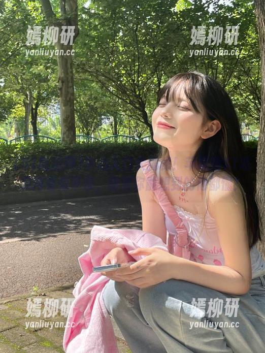 中心入口大揭秘！苹果版51吃瓜网看似平淡，结果你能想到的他都懂！
