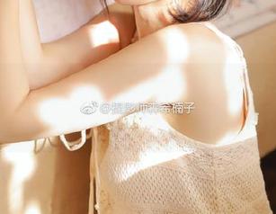 黑料良品不嫌多，51每日吃瓜带你‘收藏’最L的瞬间！