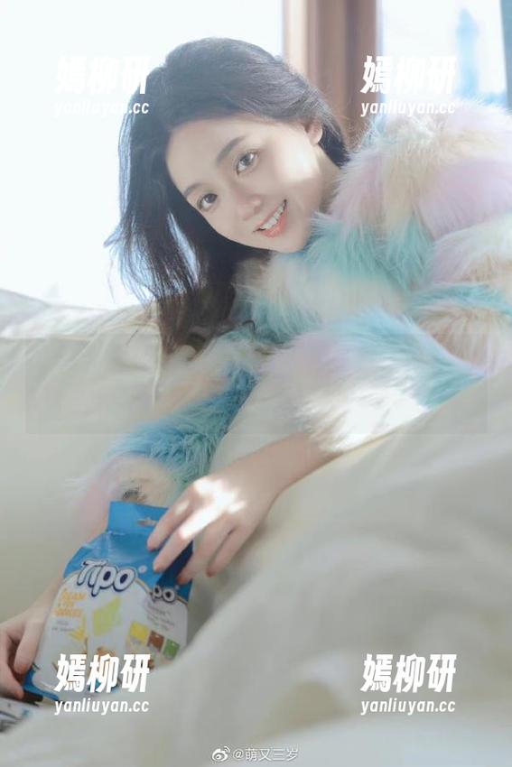 51精品吃瓜：传送门在迷雾中闪烁，前方是何种八卦？