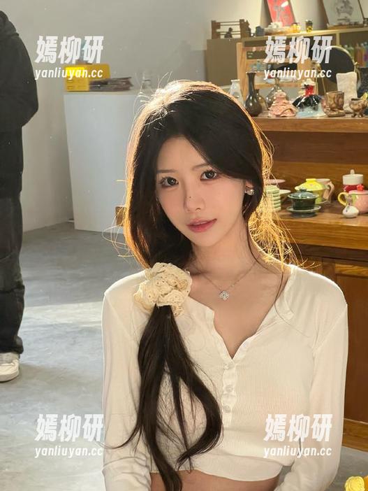 别点错了！以为是游戏下载，结果在61吃瓜看热门消息？