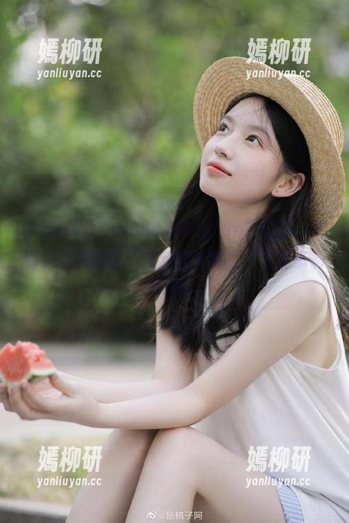 “www.51cgfun”的瓜，观看之后只能说：生活原来如此“丰富多彩”呀！