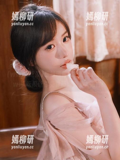 想知道他们的新欢旧爱，www.吃瓜让你免费畅游恋爱大逃亡！