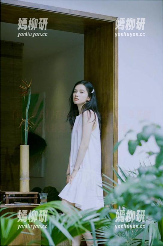 在线打卡www51，今天的娱乐八卦我准备好了，你们呢？