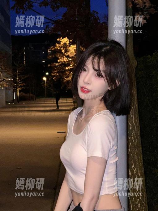 观看“www51”，闲着也是闲着，不如给这场瓜发布会打个分吧。