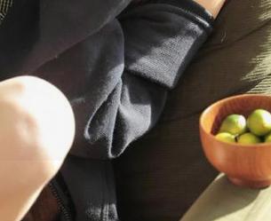 不小心误入免费吃瓜网站入口，结果一天被八卦包围，腿都软了！