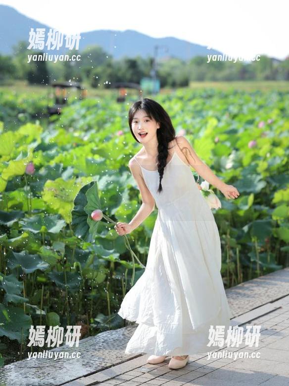 最新戏剧性的反转，光靠免费吃瓜网我就能把朋友撂倒！