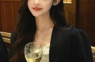 吃瓜91的黑料，观看的时候手里的瓜一不小心就给喷了，够味儿！