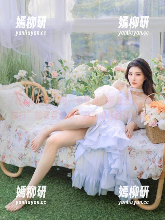 吃瓜网一句登录，带我进入“网曝门”的奇怪边缘，总有点东西在晃动。