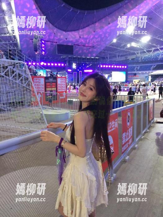 吃瓜网官网，别说你没有在下面的小评论区争得不可开交过……心痛了。