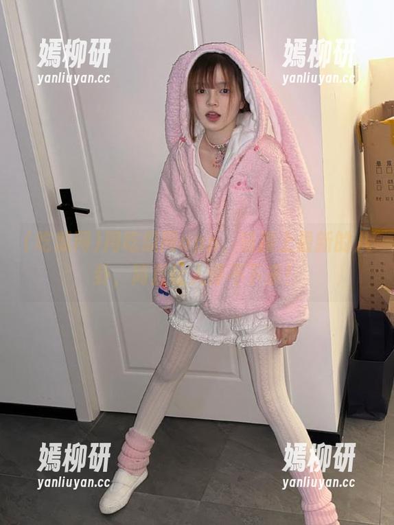 用吃瓜网app，链接上最新的八卦，简直让人停不下来！