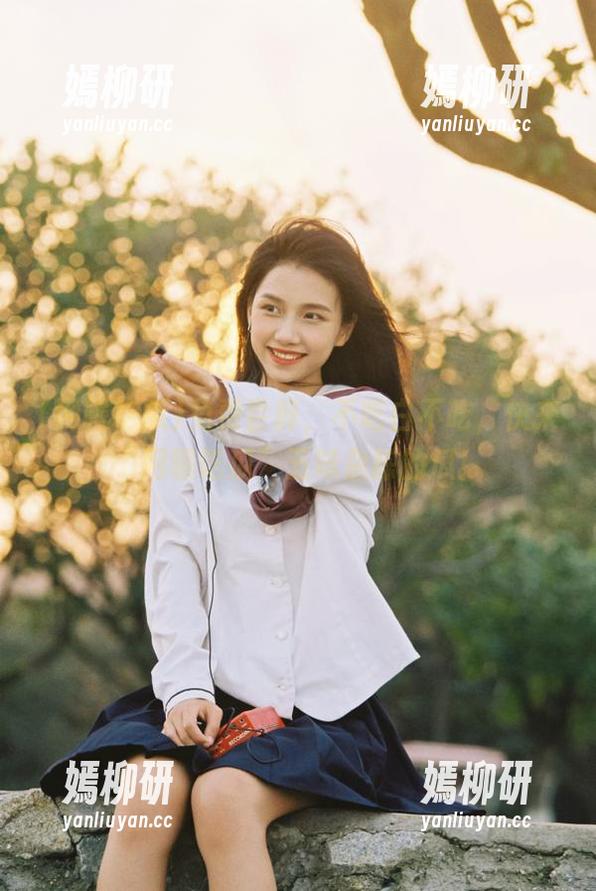 免费尝鲜，不吃白不吃，快来“网曝吃瓜”五味杂陈的瓜！