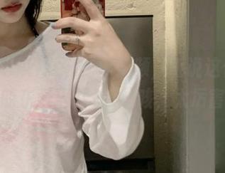 网曝吃瓜视频，听说这位博主开箱的东西居然是……咳，太厉害了！