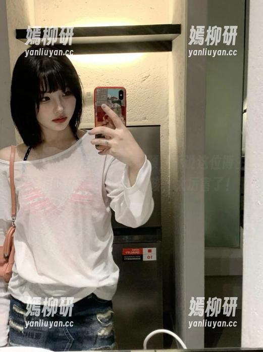 网曝吃瓜视频，听说这位博主开箱的东西居然是......咳，太厉害了！
