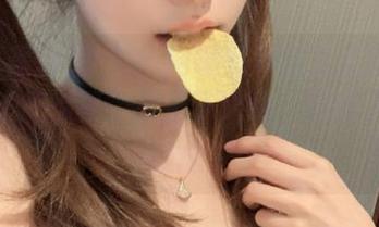 更新！网曝黑料这次直接把一位“道德楷模”推上了火线，真叫人心生疑虑…