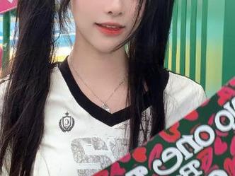 每次用ios追网红黑料，真的好像围坐一圈“听故事”，各路神仙齐出场！