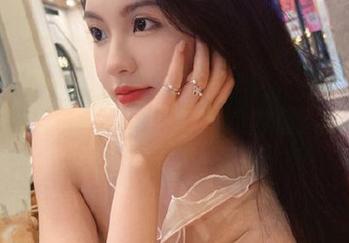 “黑料吃瓜网址”，难道真能挖出那档子令人难以置信的内幕？我的小心脏开始不安分了。