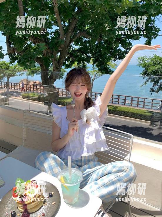 黑料吃瓜网址发布了新入口，你的好奇心是否能抵挡得住？
