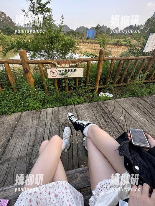 黑料在线 瞬间吸睛的黑料在线更新,友情提示:谨慎吞瓜!
