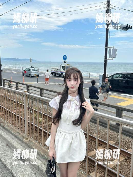 黑料正能量的入口会不会藏在某个神奇的角落？让我有点小期待哟～