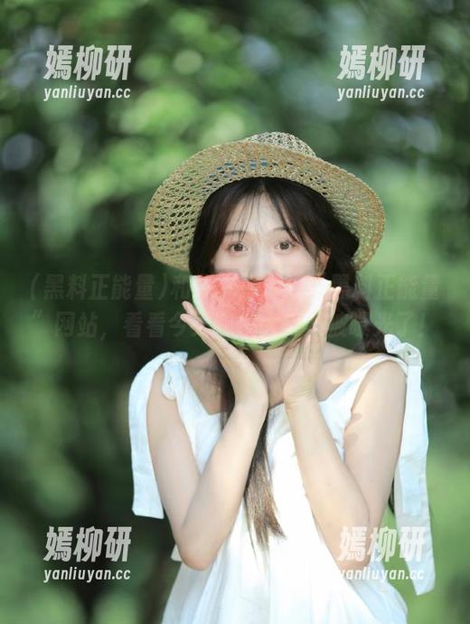 黑料正能量 和我一起围观“黑料正能量”网站,看看今天哪位大佬又被曝光了!