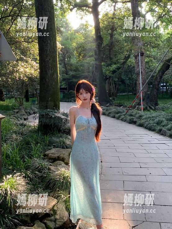 网上“幽灵巡游”：传送门竟把黑料正能量搬到了我面前。