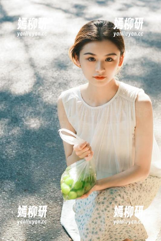 姐妹们！ios上“黑料社”让你成为隐秘的吃瓜高手，快去下载吧！