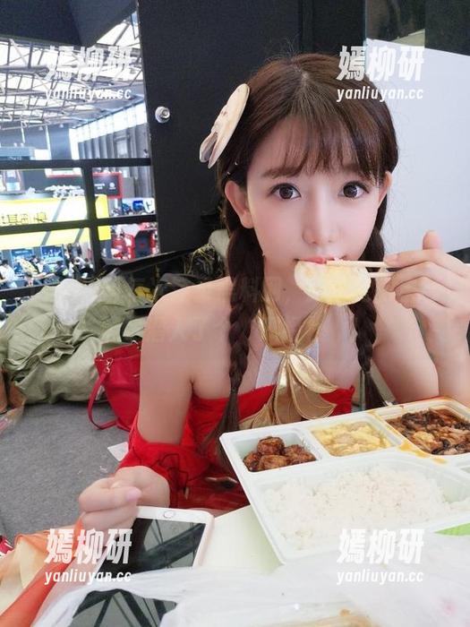 每次登录黑料网，我都觉得自己像是潜入了个‘瓜经社’！