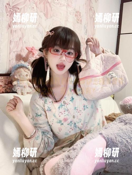 黑料老司机 黑料老司机带你走向免费奇妙之旅,有点心动吗?