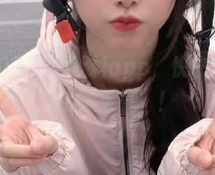 下载黑社料app，快来感受瓜田里的‘灵气’！