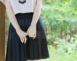 黑社料网站又跳出来要我下载app，感觉要被炸了！